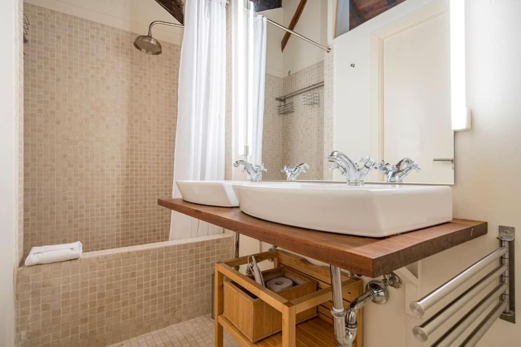 Calm And Bright Apartment, Center La Latina D.alb Appartamento